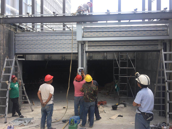 快速門安裝現場